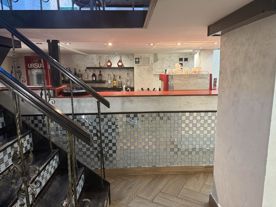 Vand afacere la cheie