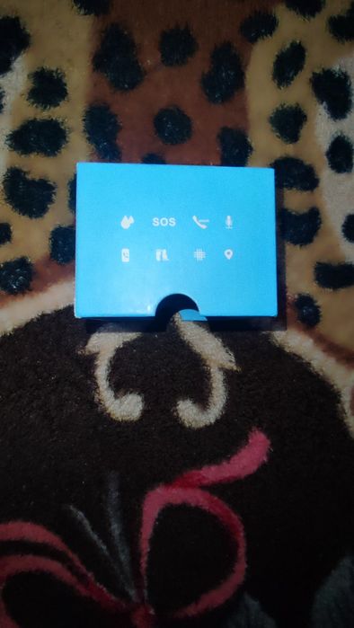 Срочно! Продам 2 Часов Детские Смарт и Мибенд 4