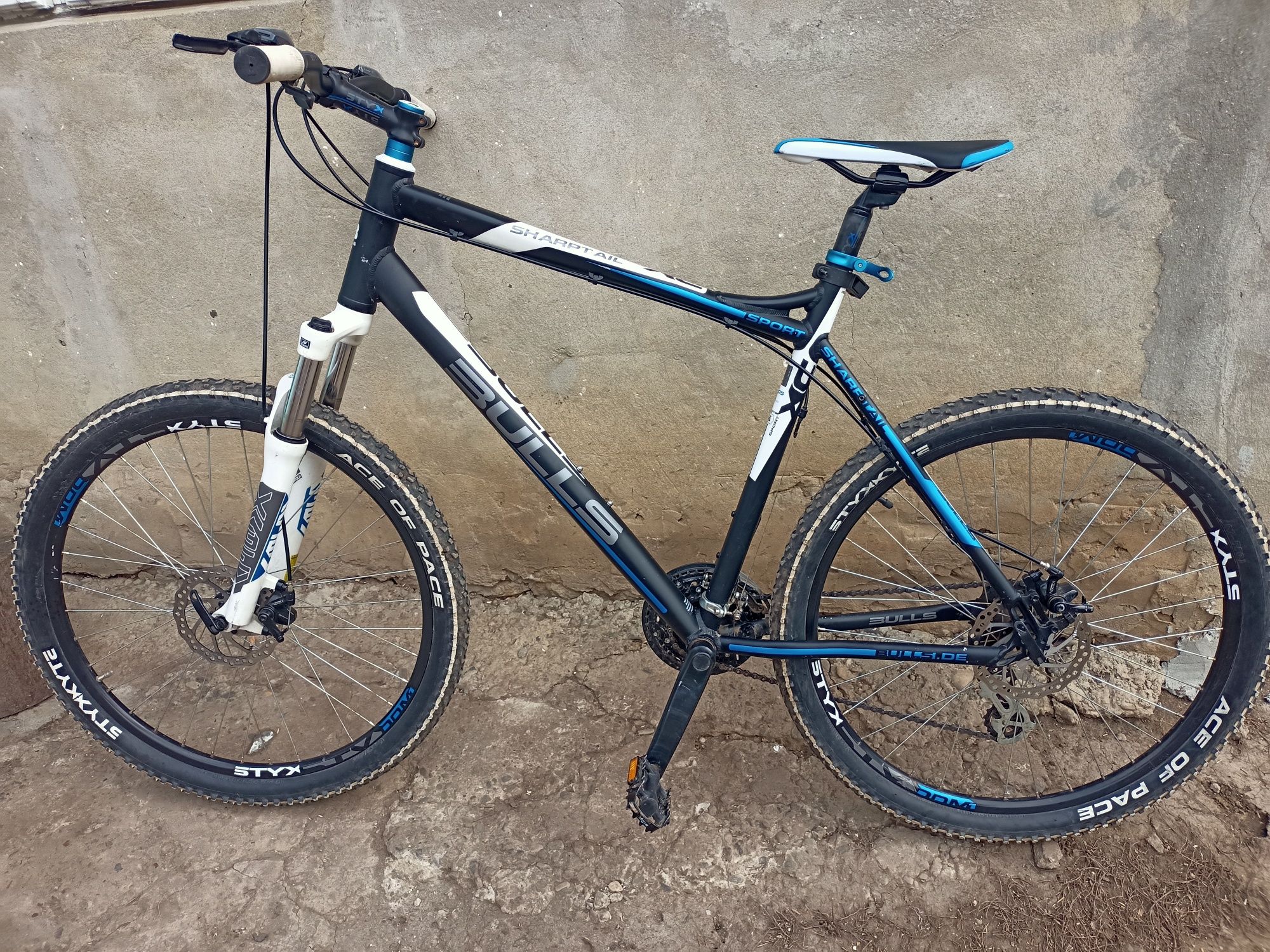 Vând Bicicleta Sharptail Bulls Sport