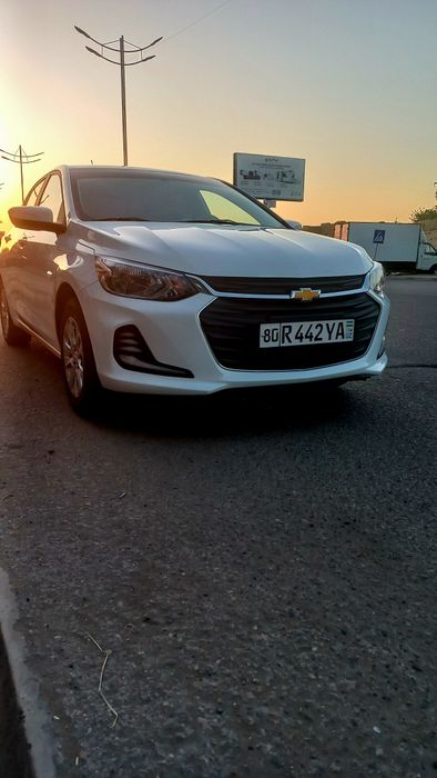 Услуги такси личные водитель и по всему узбекистану