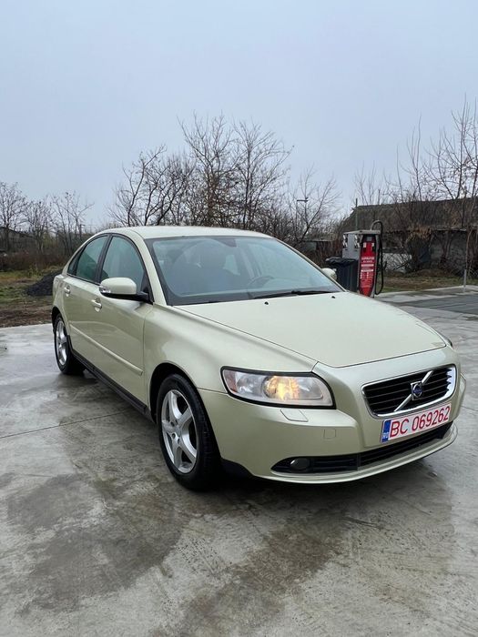 Vând Volvo s 40 2009 2.0