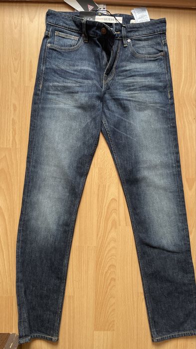 Blugi de barbati Guess