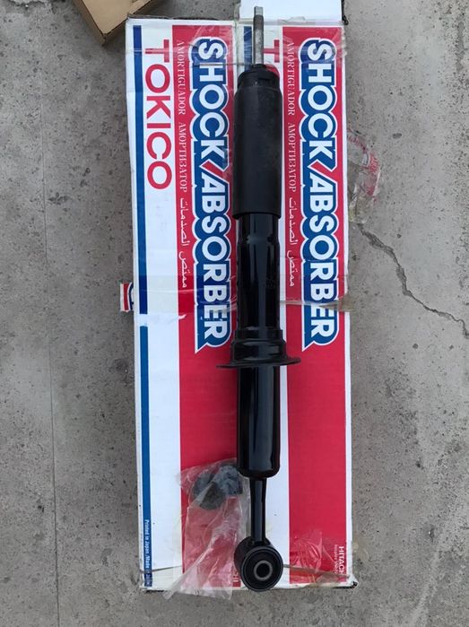 Амартизатор передний 2 штук новый для тойота проадо 120