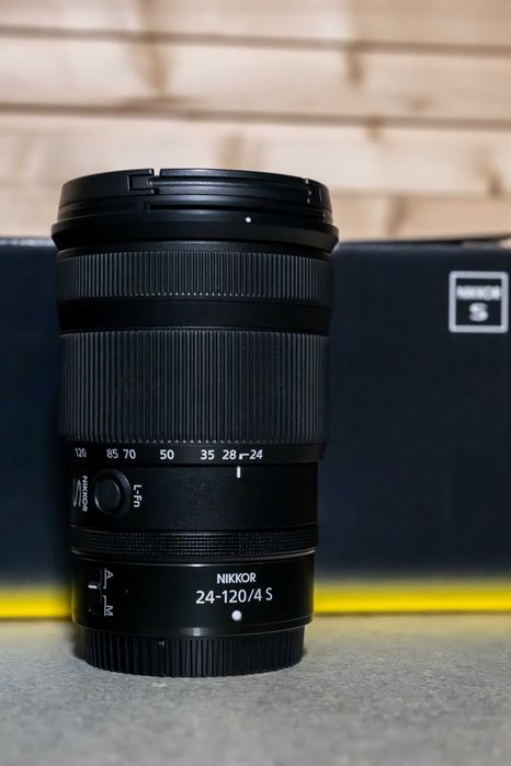 #Ca nou: Obiectiv Nikon NIKKOR Z 24-120mm f/4 S Montura Z Mirrorless