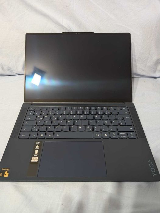 Laptop  Lenovo Yoga Slim 7 Snapdragon X Elite 14.5" 3K OLED Touch 32GB