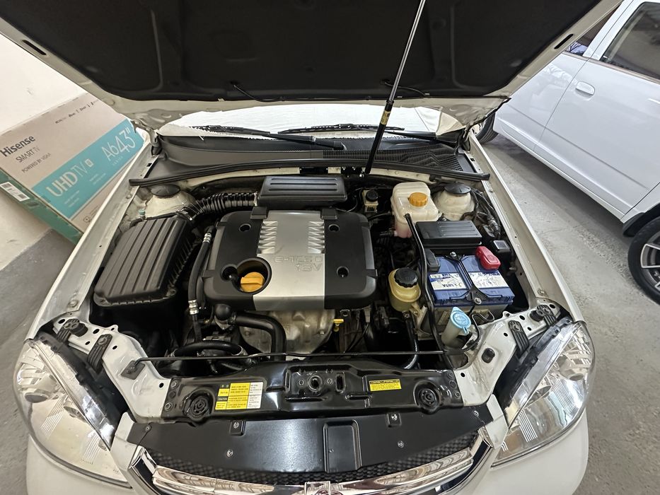 Продам свой автомобиль Ласетти 1.8