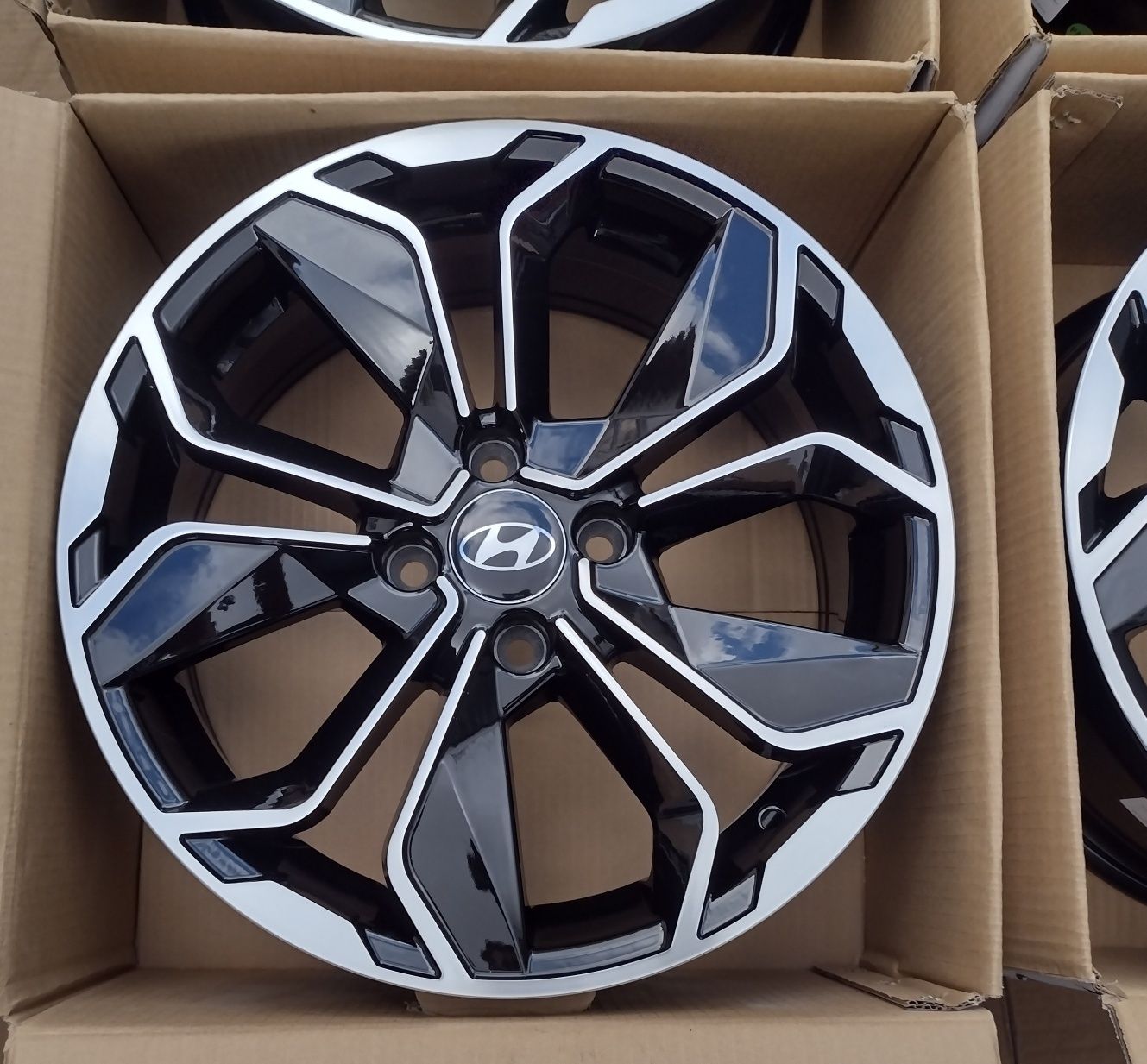 Jante Hyundai Noi 4 x 100 R15