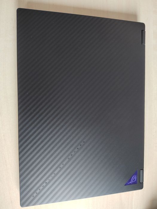 Asus ROG Flow X13 GV302X convertible 2 in 1