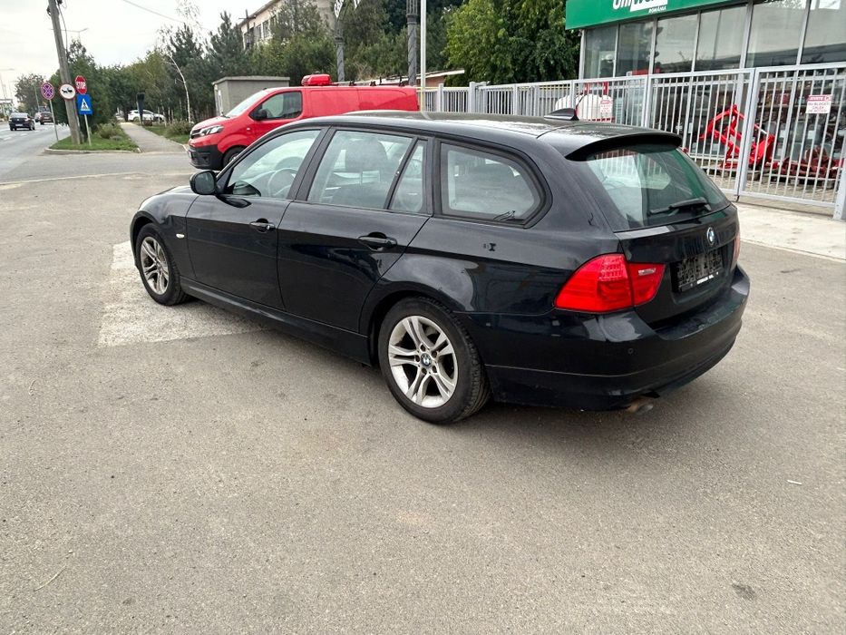 Vand Bmw 320D 2010 import Germania