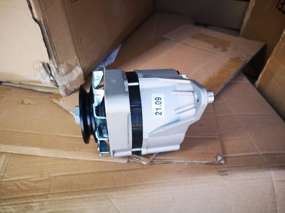 Alternator tractor fiat 311.315.411.415 pe 24 v original cu releu inco