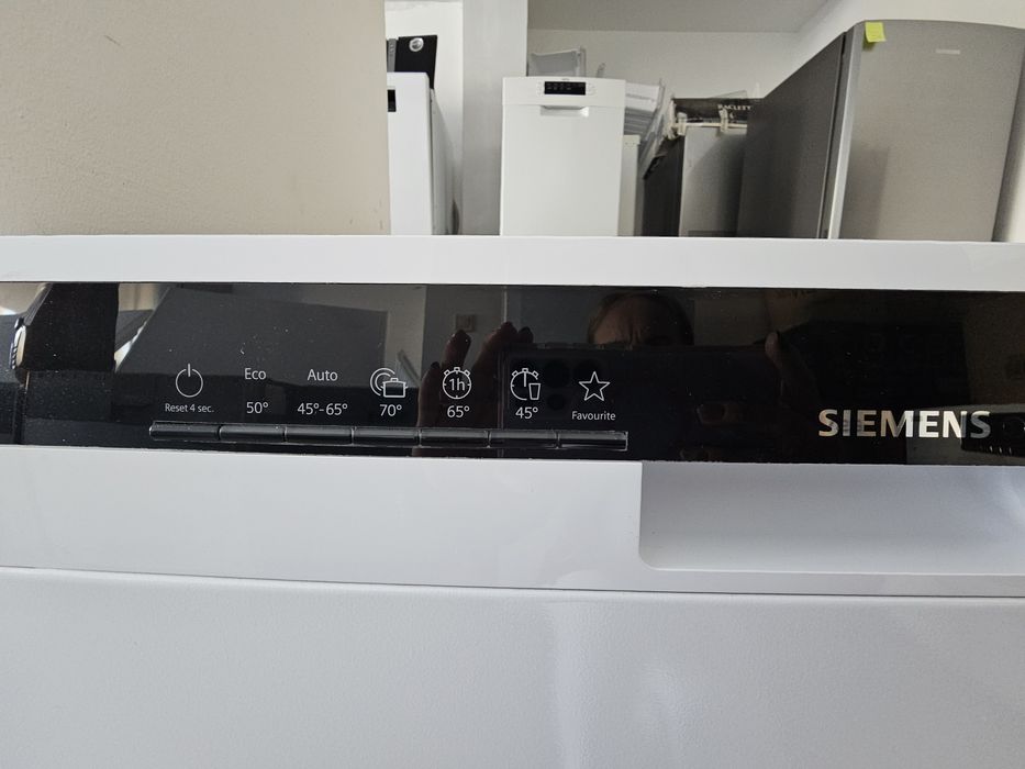 Съдомиялна за частично вграждане SIEMENS