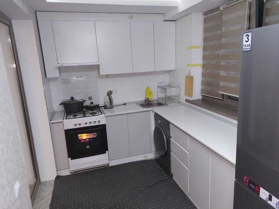 Массив Ц-2 (Алайский рынок)/Алея Гоголя/2х комнатная