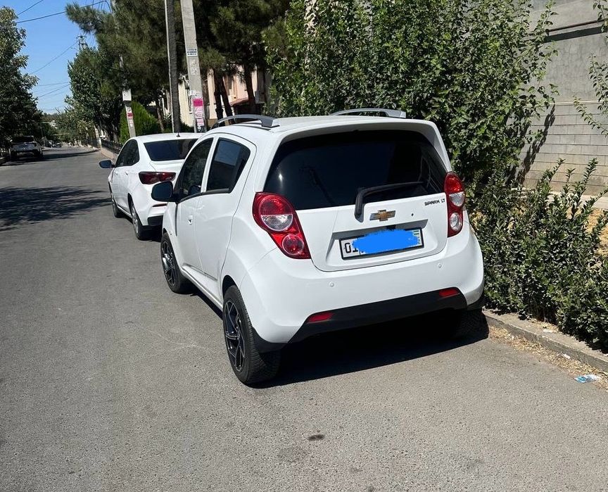 Chevrolet Спарк сотилади!