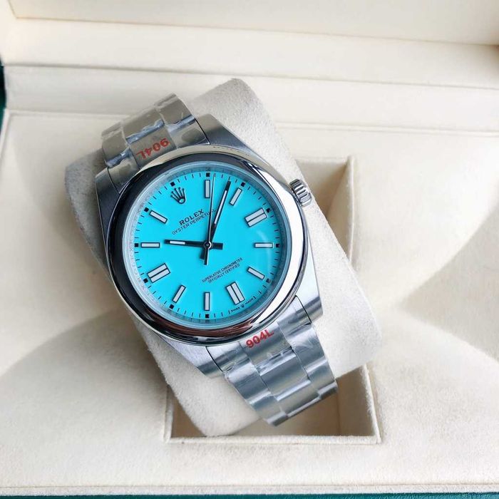 Rolex Oyster Perpetual Tiffany Blue с автоматичен механизъм