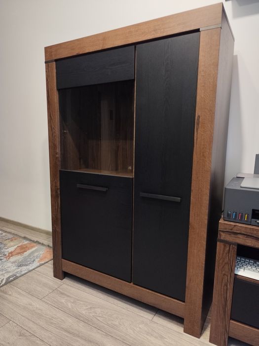 Dulap/Vitrină, Stejar Monastery, 2 uși negre, din pal, gama Balin