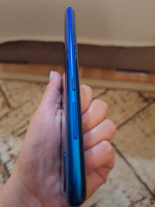 Продавам телефон,Huawei Y7 2019