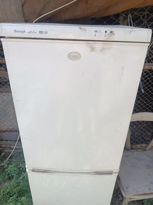 Холодильник snaige