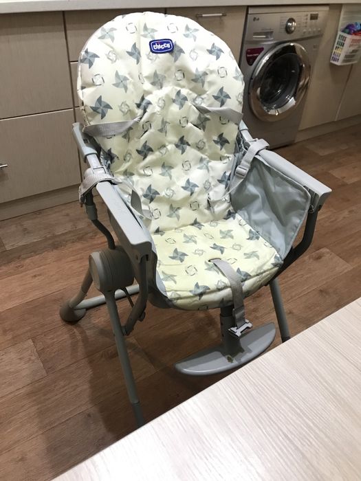 Детский стул для кормления
