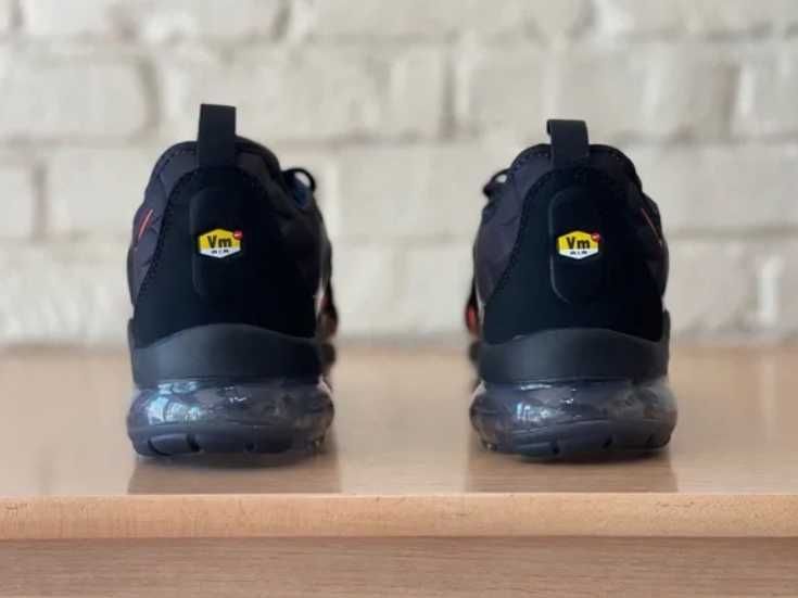 БЕЗПЛАТНА ДОСТАВКА: Нови Nike Air VaporMax+, разм. 42.5, 100% оригинал