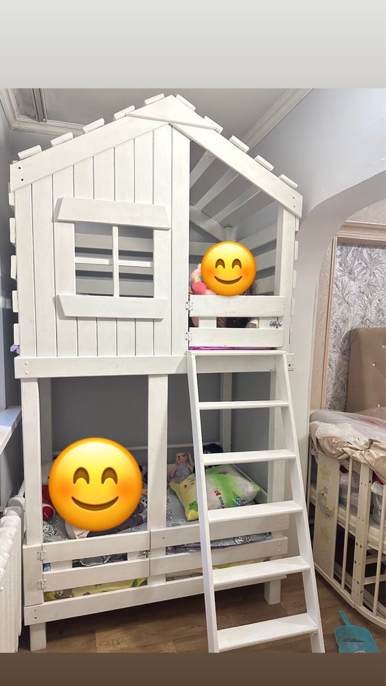 Продам двухъярусную кровать