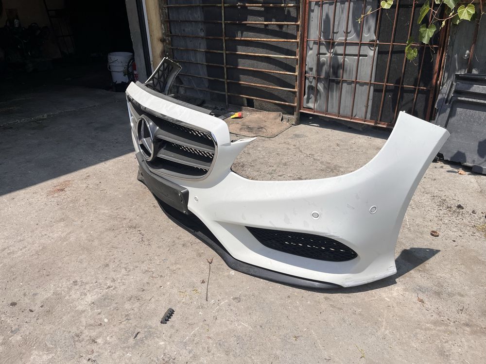 Предна броня  АМГ с решетка Mercedes W 212 FACELIFT