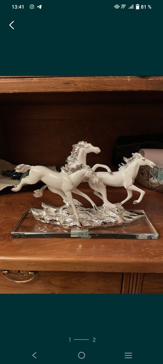 Сувенирная статуэтка лошадь