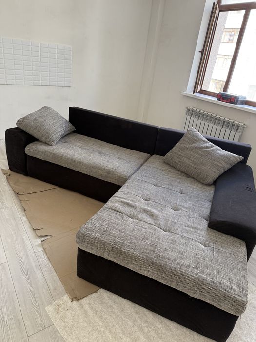 Продам диван угольный