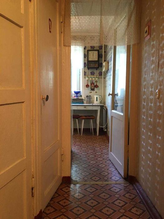 * Продается  3- х комн в Городе !