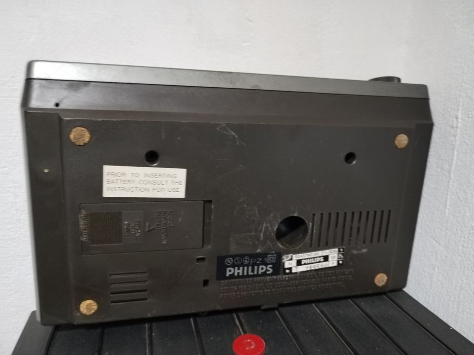 Radio cu ceas digital Philips scala manuala