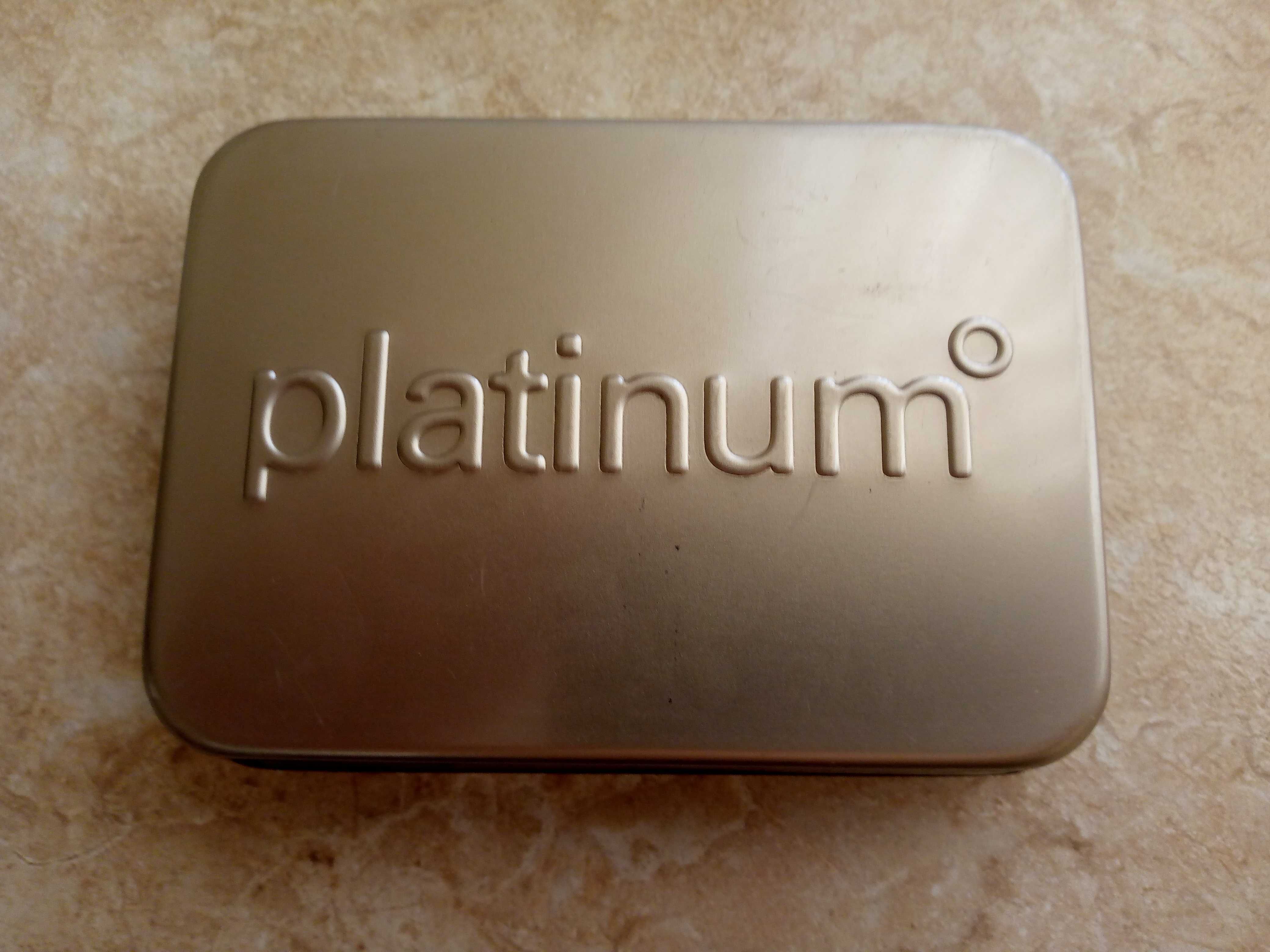 Фирменный набор для ухода и красоты Platinum качественный металл