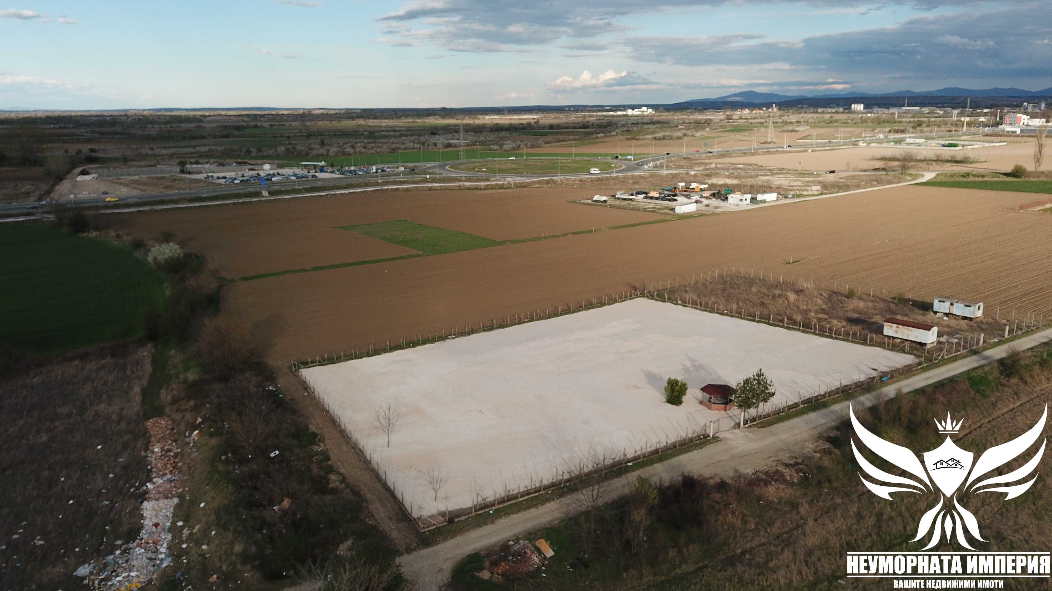 Под наем земя, парцел, паркинг 5000кв.м. в Асеновград, трета линия