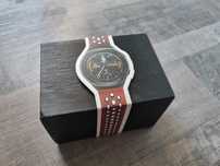 Смарт часовник Smart watch 4 GB памет, 2 седмици батерия
