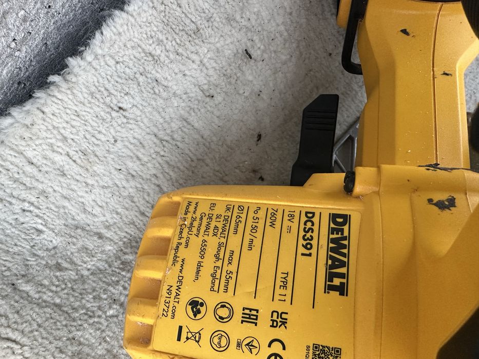 Set dewalt 4 scule 18v