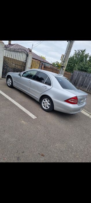 Mercesez benz C180