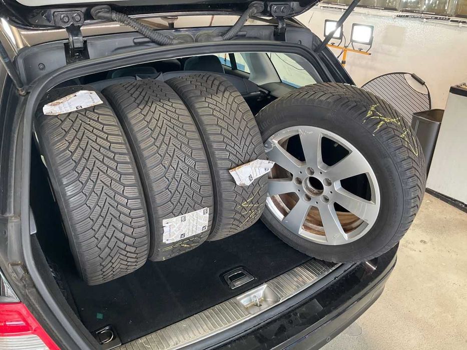 Mercedes C-klass C220 / CITITI ANUNTUL !!!