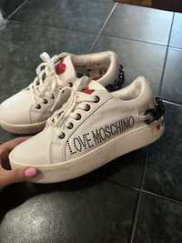 Nike Filla Adidas Love Moschino Converse