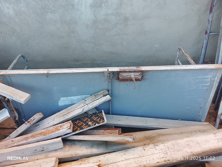 Дверь металлическая