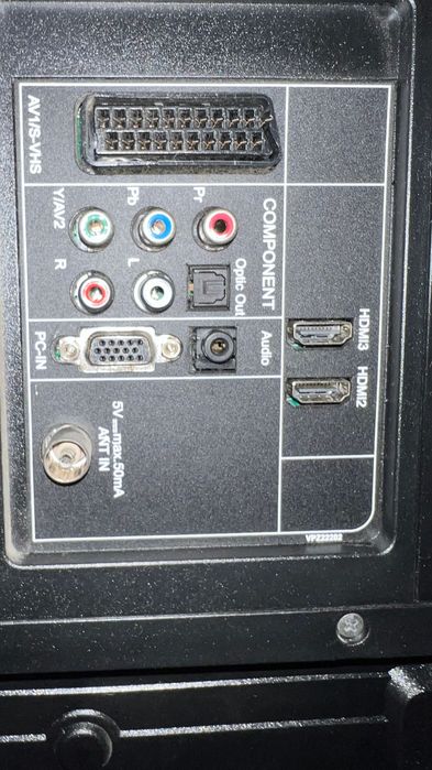 Televizor Grunding în stare foarte buna, cu telecomanda. 32 VLE 6142C