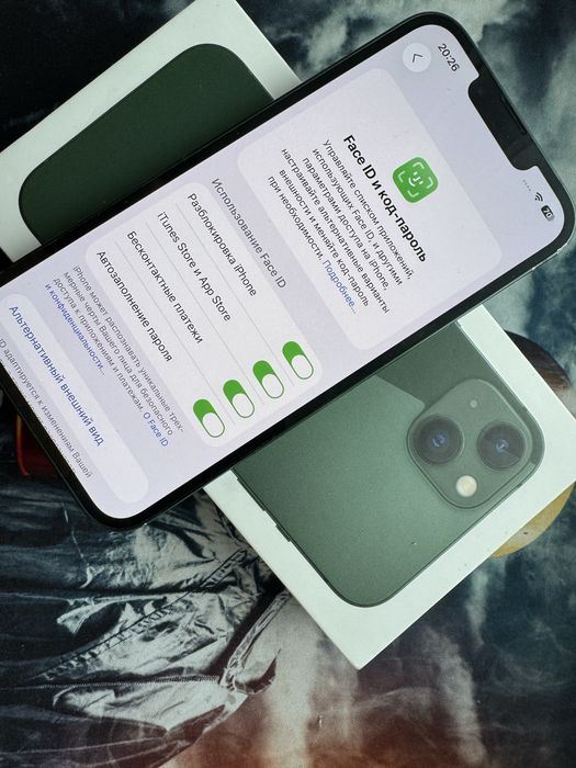 Продам айфон 13 128