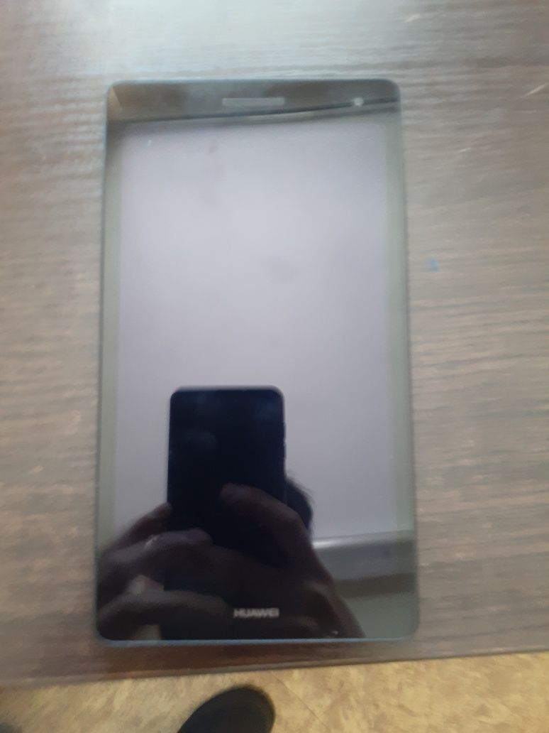 Продам планшет Huawei