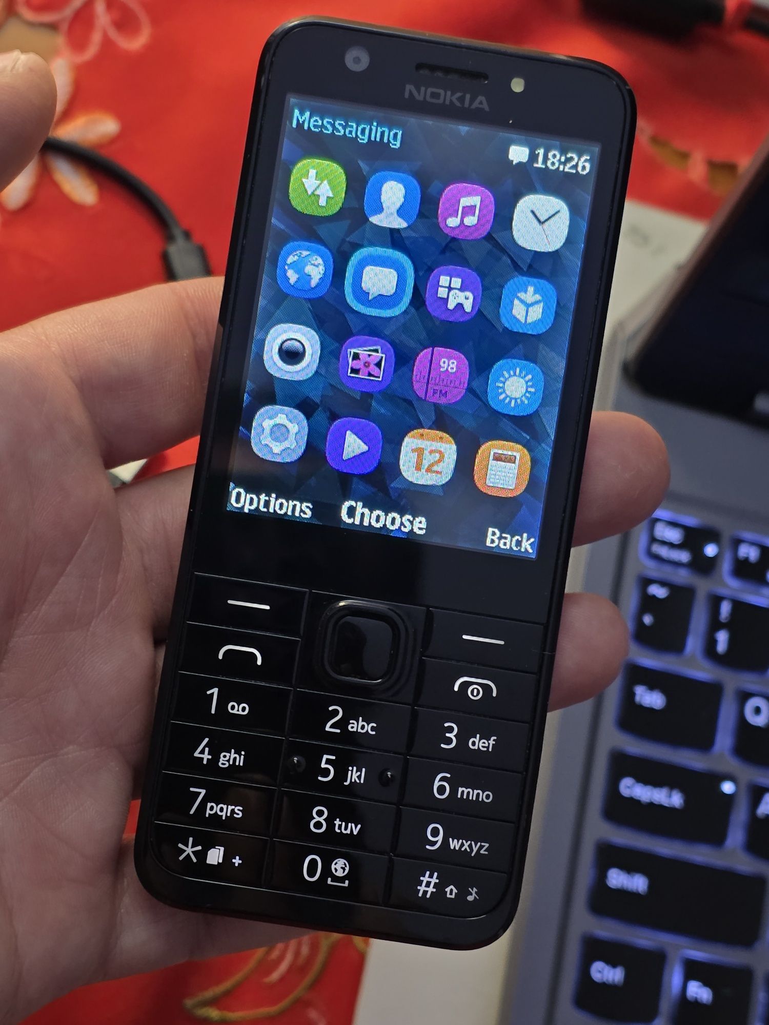 Nokia 230 Dual Sim liber de retea