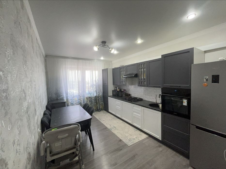 Квартира, 3-х комнатная, 88 км.м.