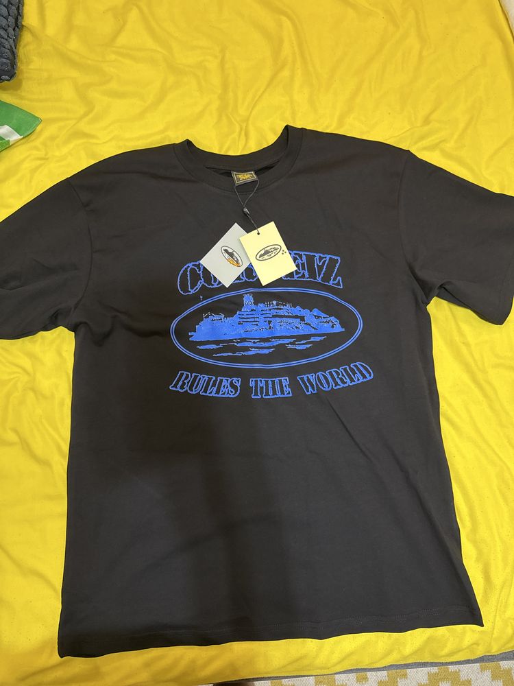 Corteiz rules the world blue