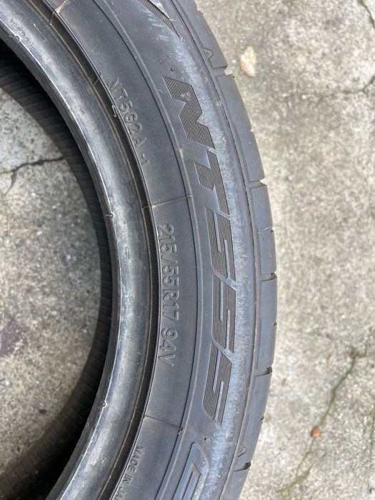 Anvelope japoneze Nitto, dimensiune 215/55/17, vara.