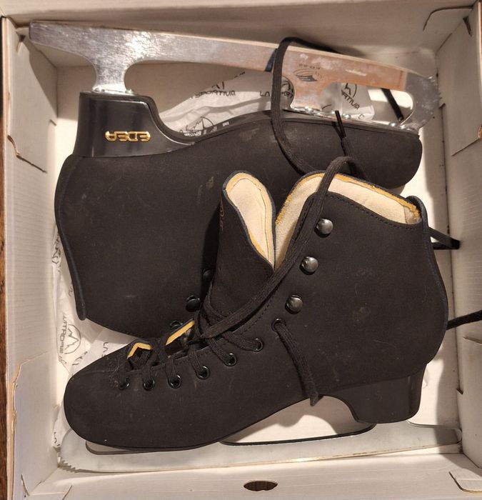 Patine bărbătești noi, patinaj artistic, profesionale, mărimea 28(42)