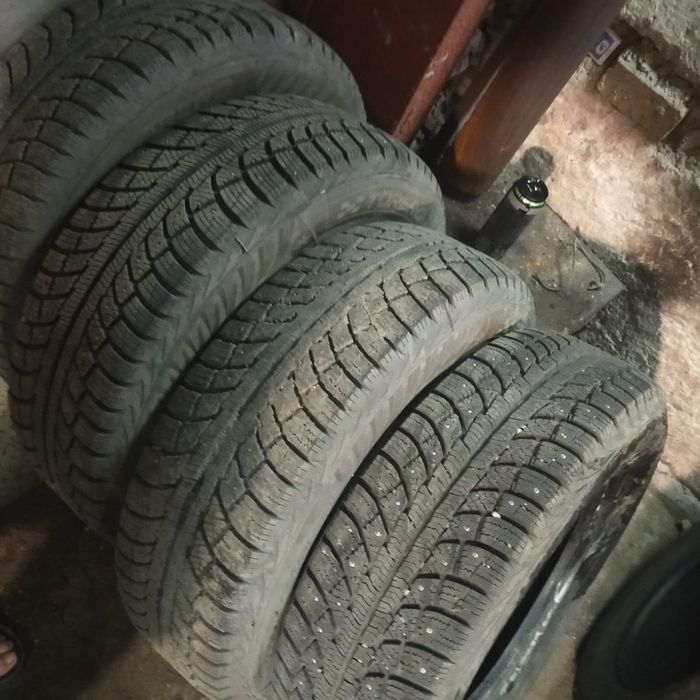 Продаю ШИНЫ зимние