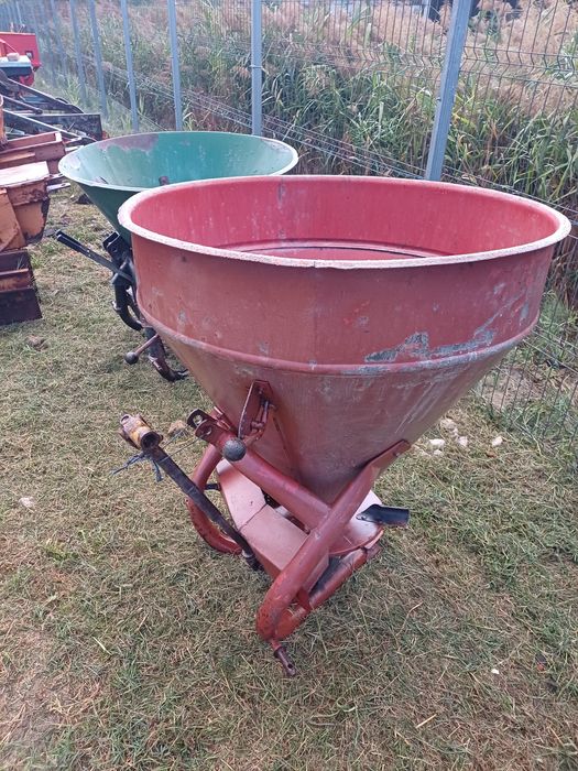 Mig de imprastiat azot 300 si 400 kg