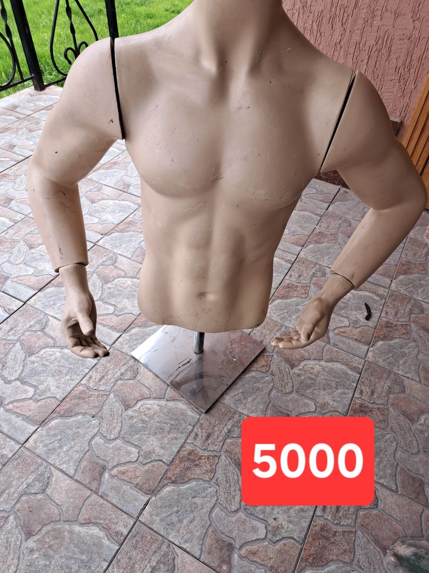 Маникен срочно сатам