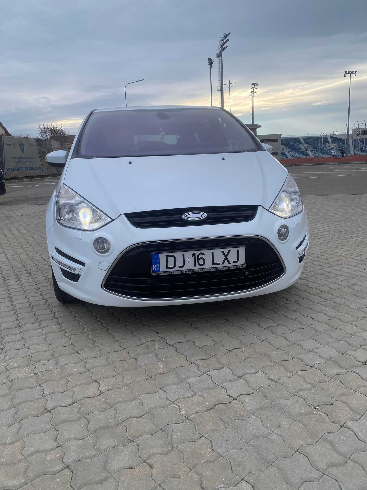 vand ford s-max 2010