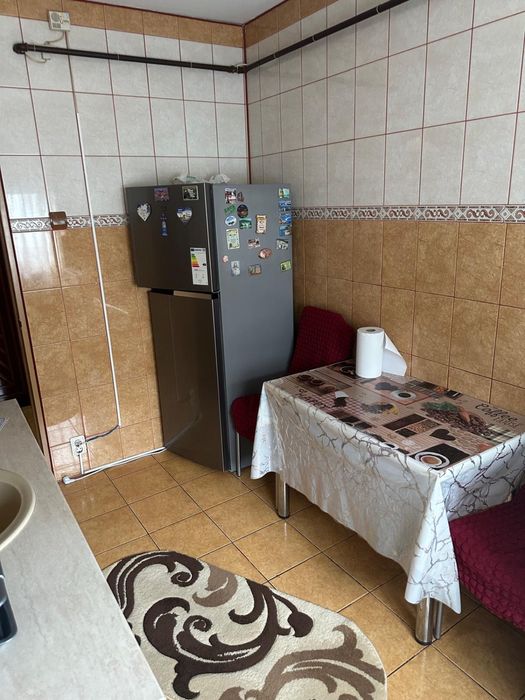 Apartament cu 3 camere